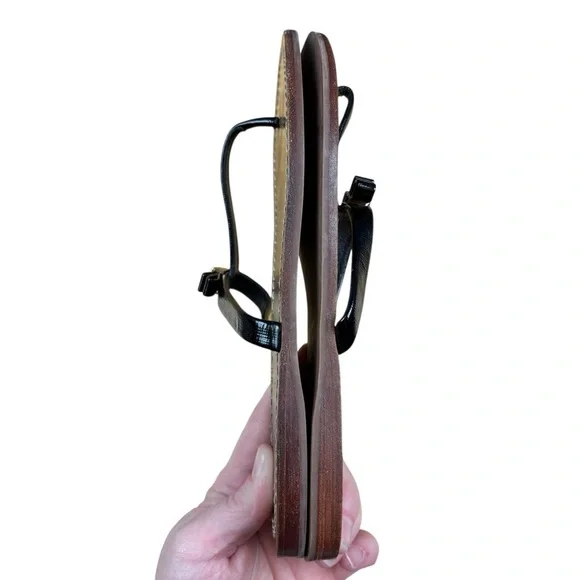 Tory Burch Black Bow Leighanne Thong Sandals Size Gold Logo Size 6 M - Picture 7 of 10